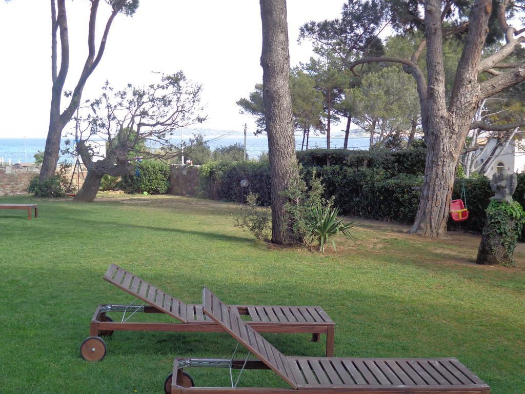 Appartement Villa Angelina Grimaud Exteriér fotografie